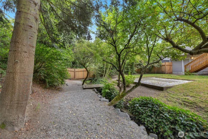 Property photo for 1402 51st Place Sw, Everett photo 27
