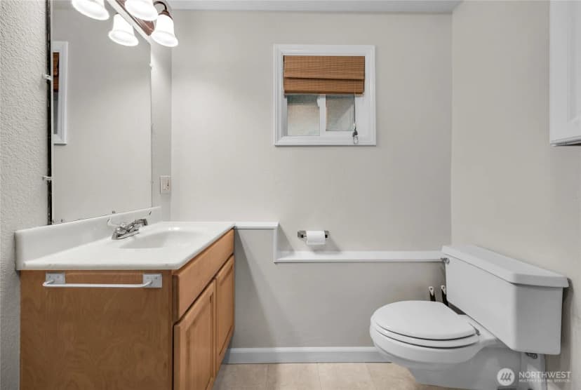 Property photo for 1402 51st Place Sw, Everett photo 20