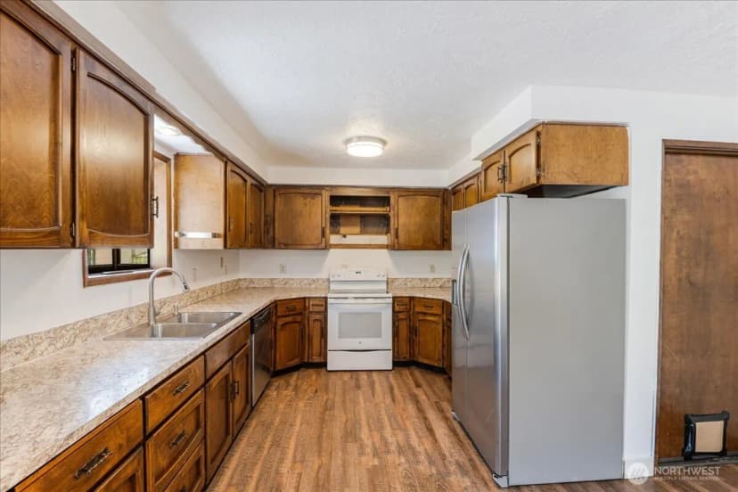 Property photo for 421 Waters Road, Castle Rock photo 10