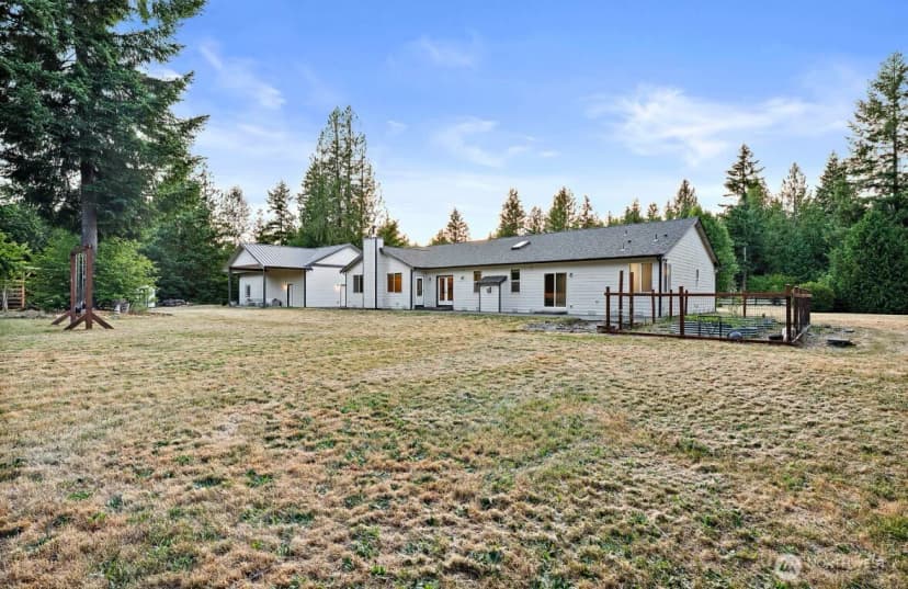 Property photo for 34115 32nd Avenue E, Eatonville photo 31