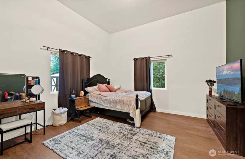 Property photo for 34115 32nd Avenue E, Eatonville photo 27