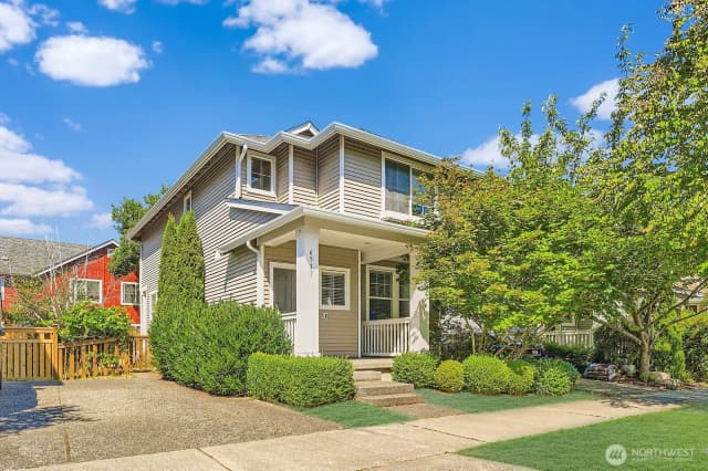 Property photo for 6517 29th Avenue Sw, Seattle