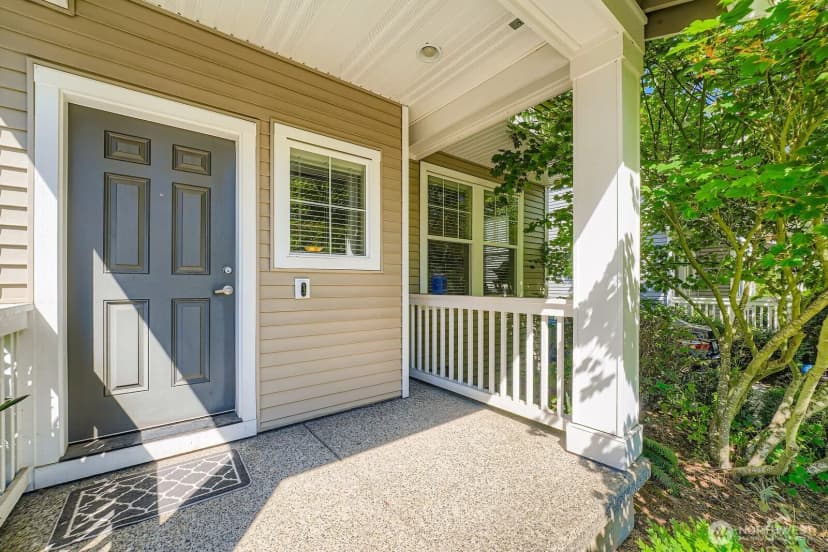 Property photo for 6517 29th Avenue Sw, Seattle photo 4
