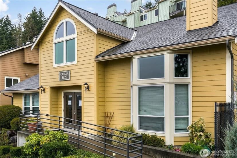 Property photo for 13021 Se 38th Street #j8, Bellevue photo 20