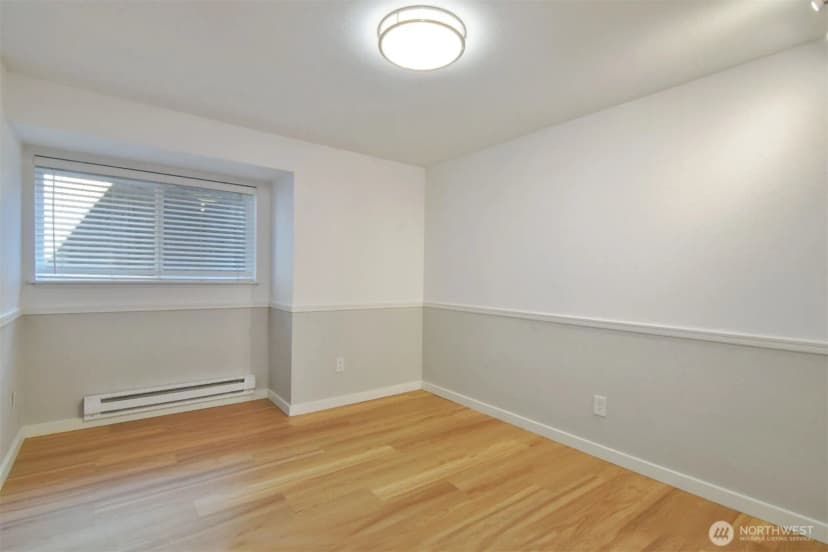 Property photo for 13021 Se 38th Street #j8, Bellevue photo 15