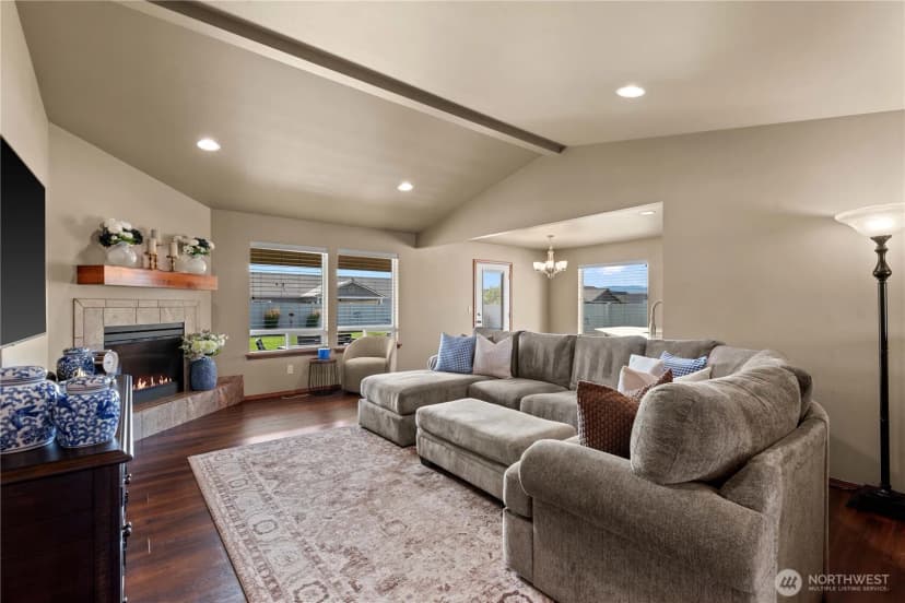 Property photo for 87 Sarah Drive, Wenatchee photo 9