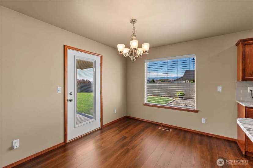 Property photo for 87 Sarah Drive, Wenatchee photo 24