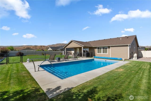 Property photo for 87 Sarah Drive, Wenatchee