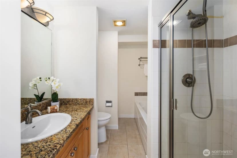 Property photo for 7406 4th Avenue Ne, Seattle photo 29