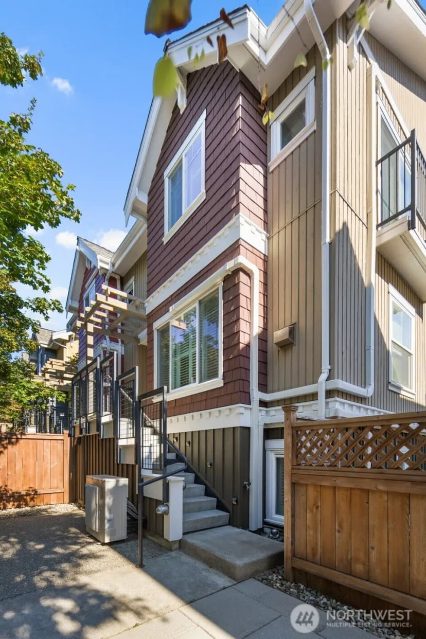 Property photo for 7406 4th Avenue Ne, Seattle photo 40