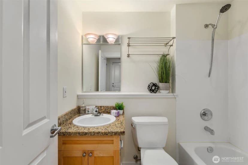 Property photo for 7406 4th Avenue Ne, Seattle photo 19