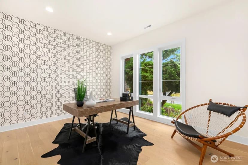 Property photo for 1631 168th Place Ne, Bellevue photo 13