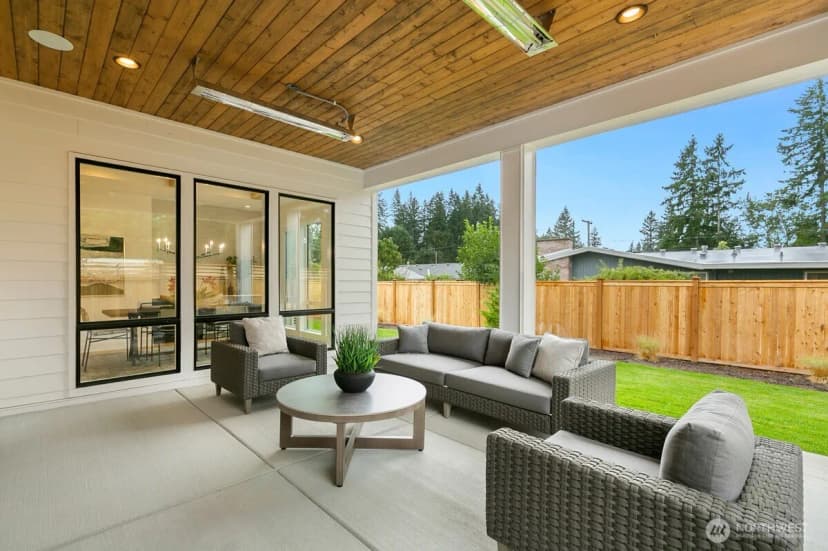 Property photo for 1631 168th Place Ne, Bellevue photo 30