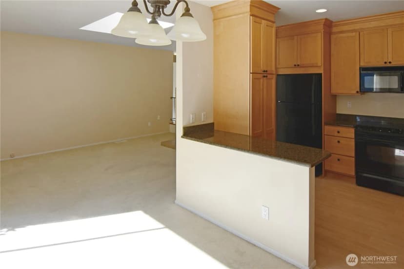 Property photo for 14421 118th Avenue Ne, Kirkland photo 5