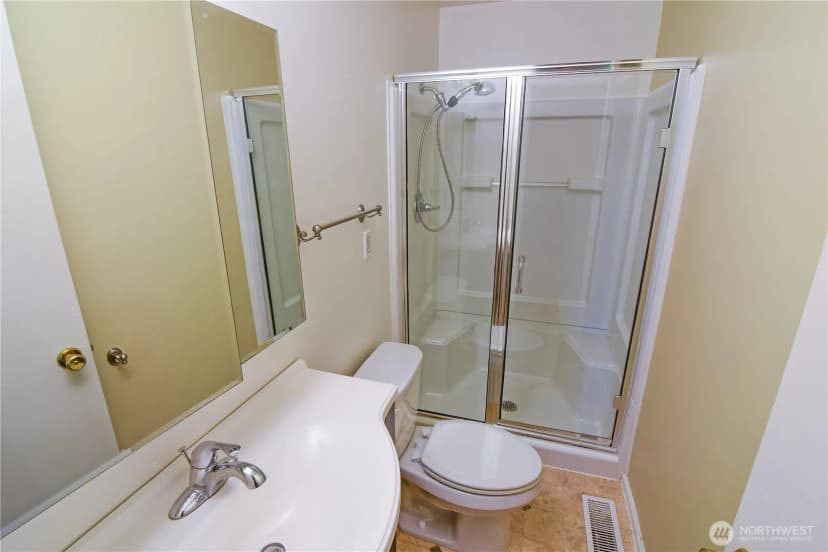Property photo for 14421 118th Avenue Ne, Kirkland photo 18