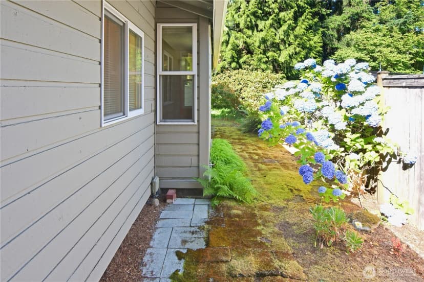 Property photo for 14421 118th Avenue Ne, Kirkland photo 6