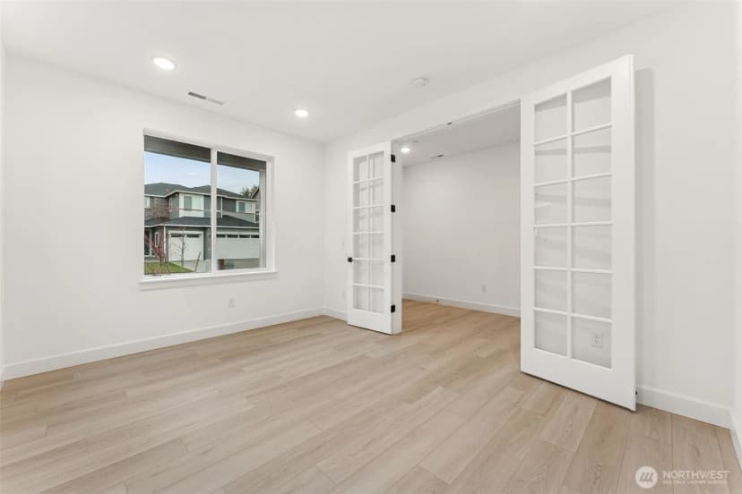 Property photo for 18019 139th Place E #19, Puyallup photo 4