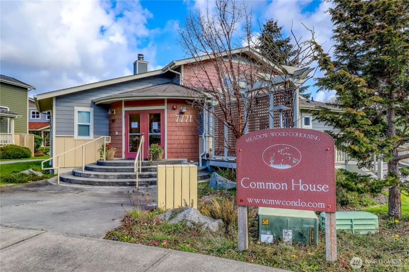 Property photo for 7701 Beacon Place Ne #103, Bremerton photo 28