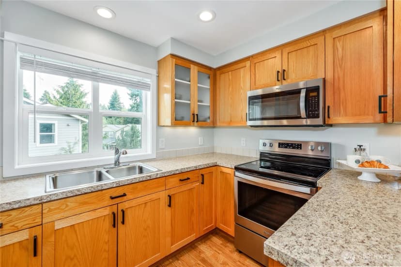 Property photo for 7701 Beacon Place Ne #103, Bremerton photo 15