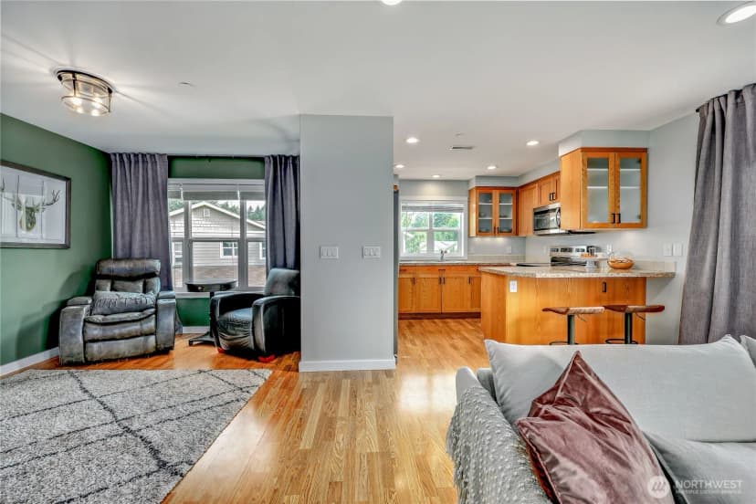 Property photo for 7701 Beacon Place Ne #103, Bremerton photo 11