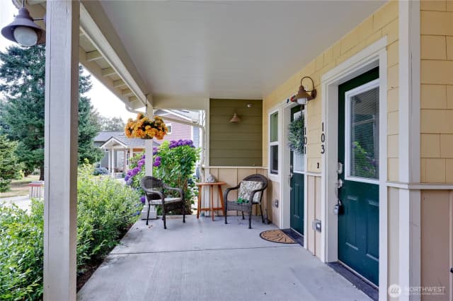 Property photo for 7701 Beacon Place Ne #103, Bremerton photo 4