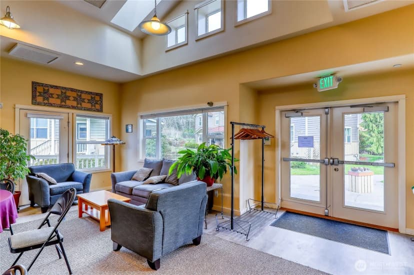 Property photo for 7701 Beacon Place Ne #103, Bremerton photo 32