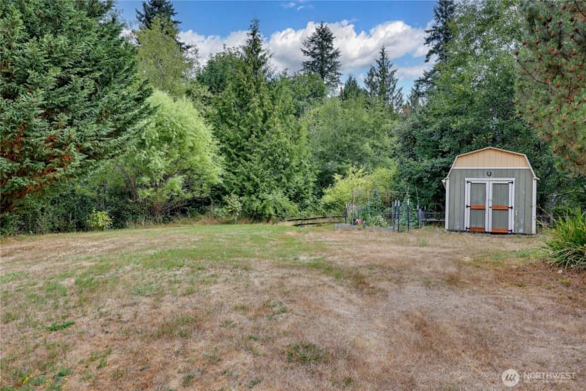Property photo for 7701 Beacon Place Ne #103, Bremerton photo 38