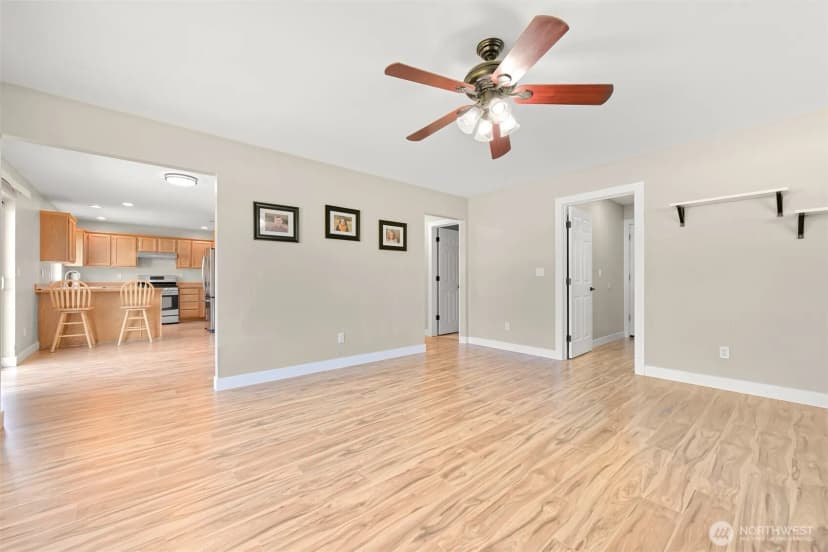 Property photo for 6209 Lincoln Drive, Ferndale photo 11