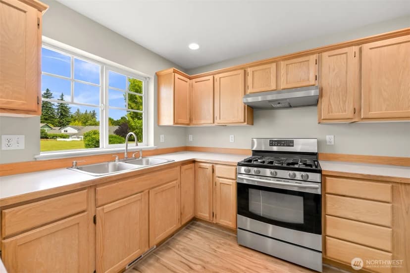 Property photo for 6209 Lincoln Drive, Ferndale photo 17