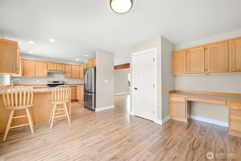 Property photo for 6209 Lincoln Drive, Ferndale photo 14
