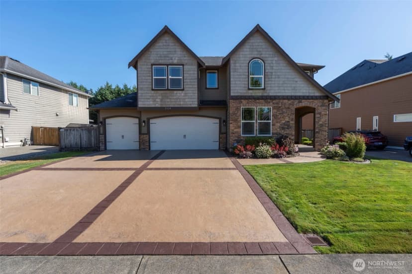 Property photo for 8504 229th Street Ct E, Graham