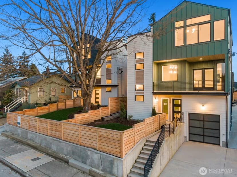 Property photo for 339 Ne 90th Street #1, Seattle