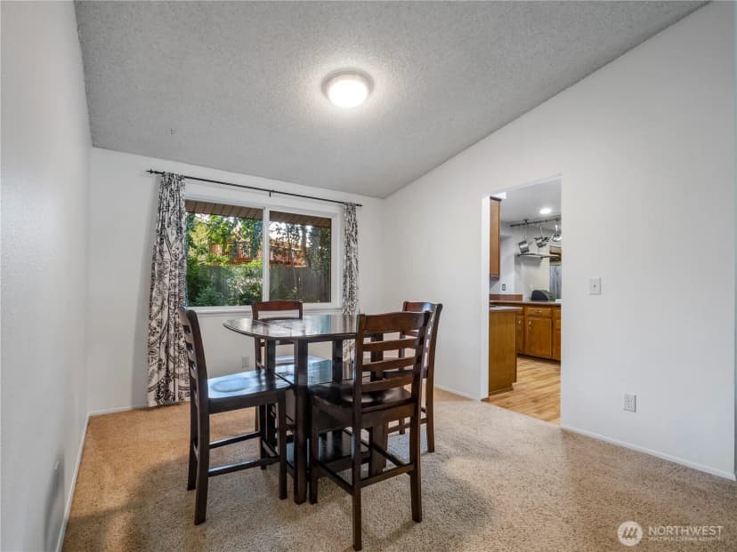 Property photo for 1908 Se 21st Place, Renton photo 7