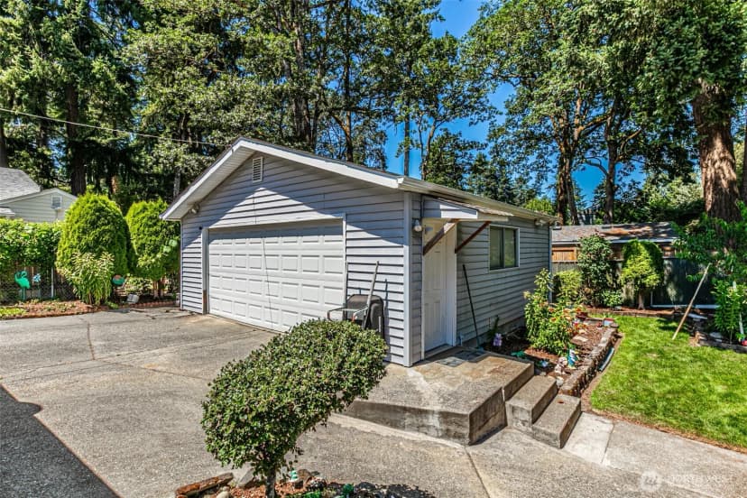 Property photo for 6405 118th Street Sw, Lakewood photo 13