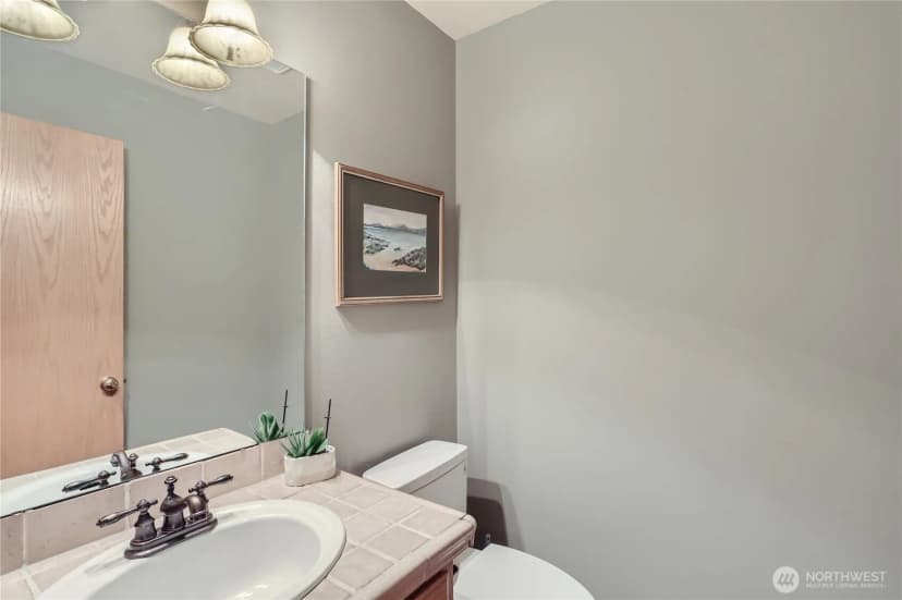 Property photo for 11305 31st Place Ne, Lake Stevens photo 14