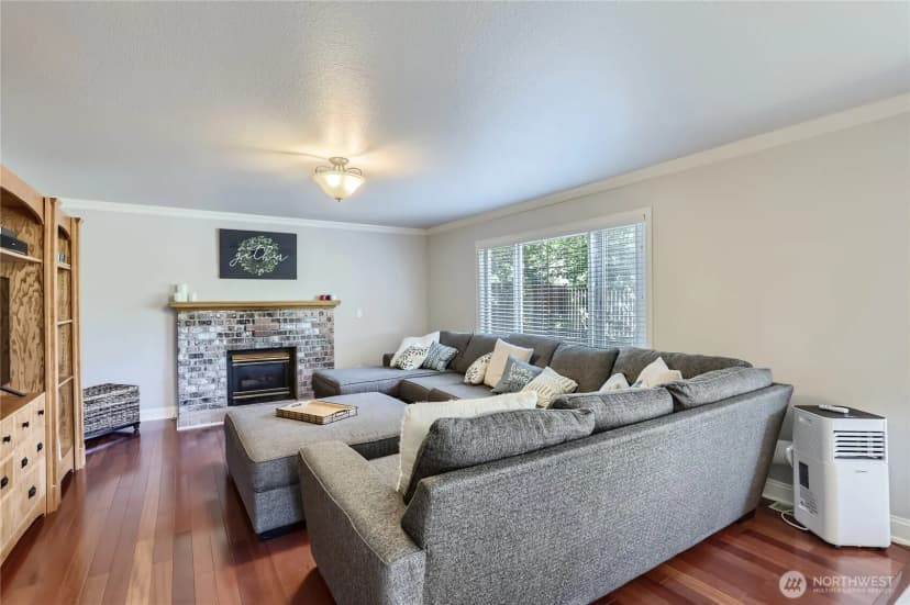Property photo for 11305 31st Place Ne, Lake Stevens photo 11