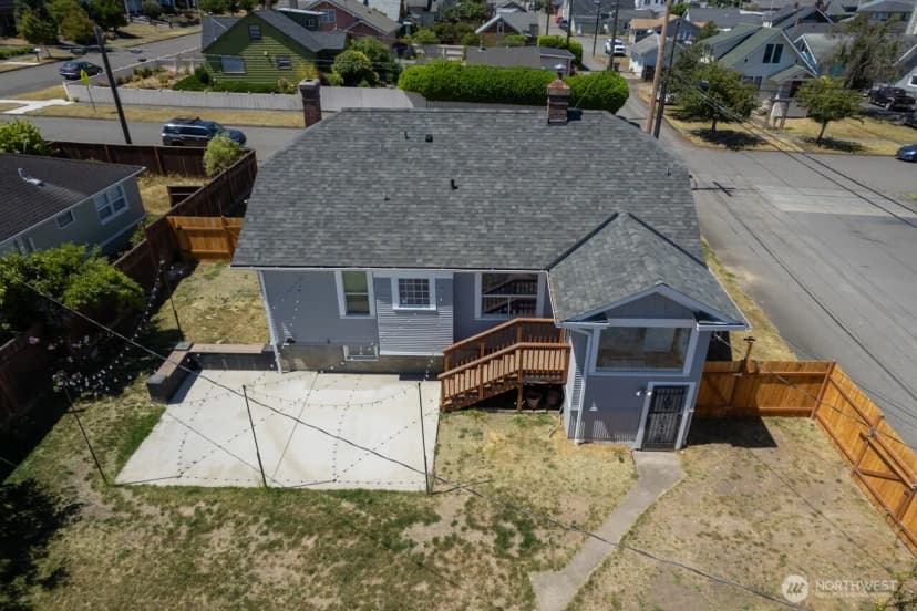 Property photo for 815 S Oak, Port Angeles photo 2