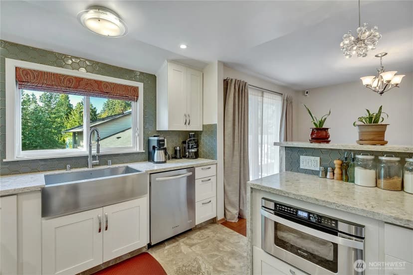Property photo for 12819 Se 259th Street, Kent photo 11