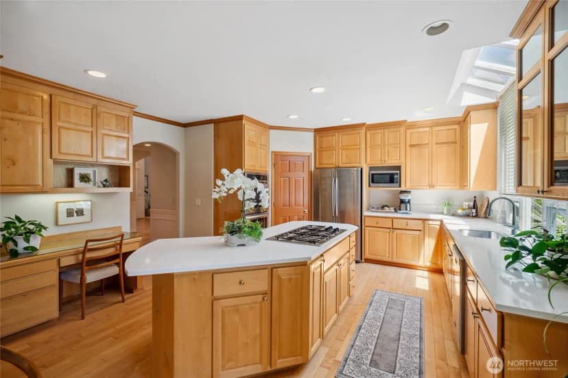 Property photo for 1104 268th Way Se, Sammamish photo 14