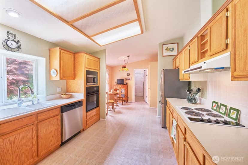 Property photo for 31523 Sandridge Road, Ocean Park photo 8