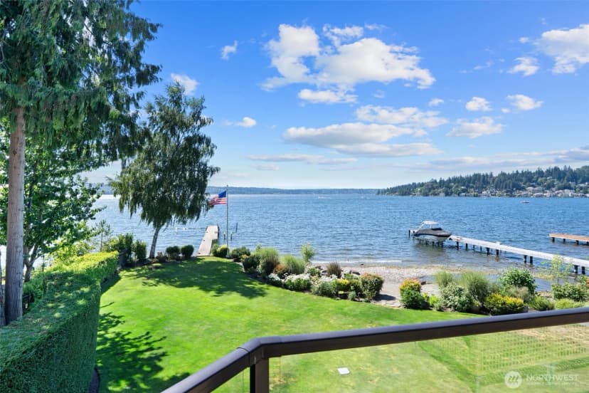 Property photo for 1433 10th Street W, Kirkland photo 6