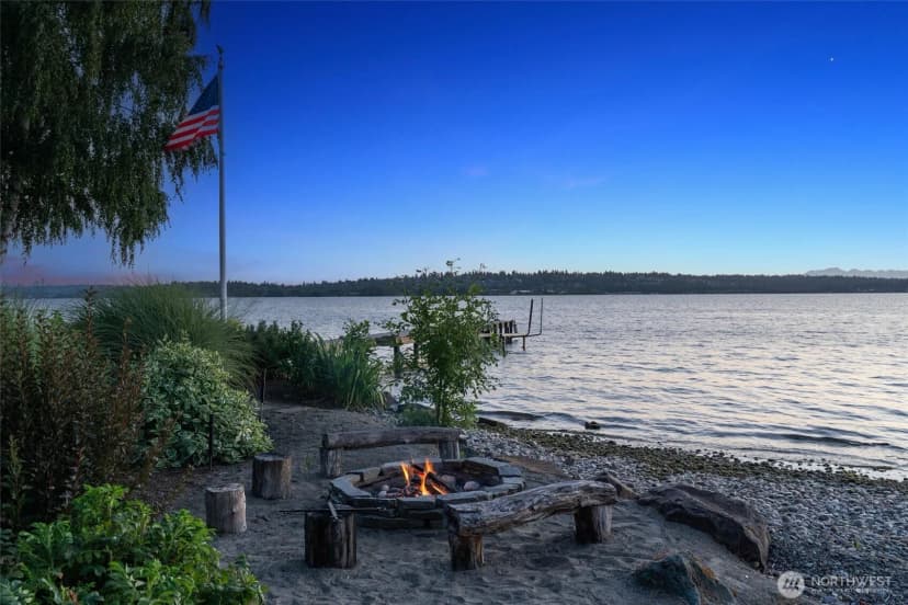 Property photo for 1433 10th Street W, Kirkland photo 38
