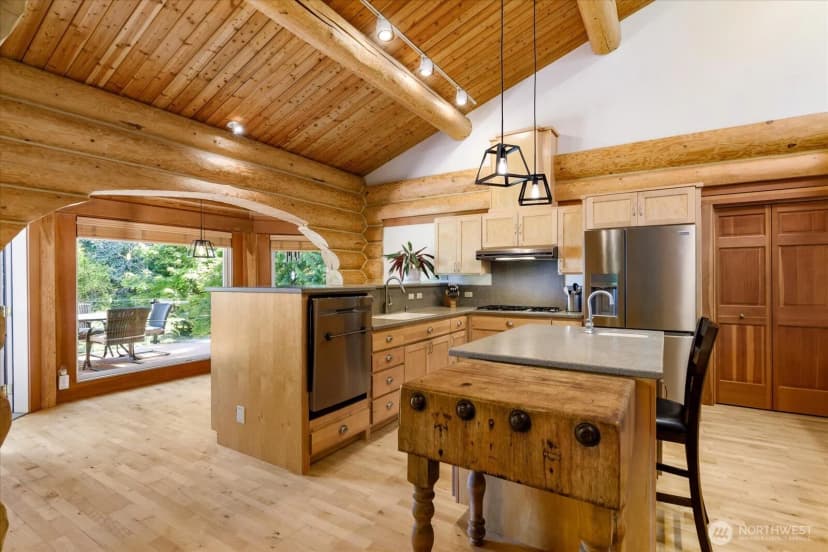 Property photo for 11724 Hummingbird Lane, Anacortes photo 14