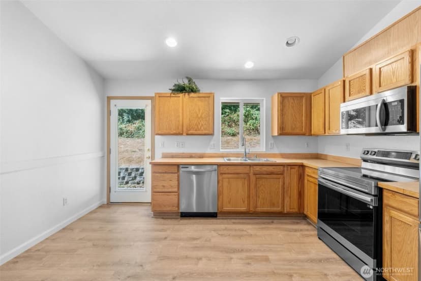 Property photo for 2308 194th Avenue Sw, Lakebay photo 6