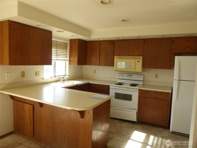Property photo for 11931 51st Avenue Ne, Marysville photo 3