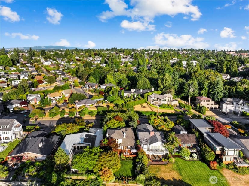 Property photo for 2171 Sunset Avenue Sw, Seattle photo 38