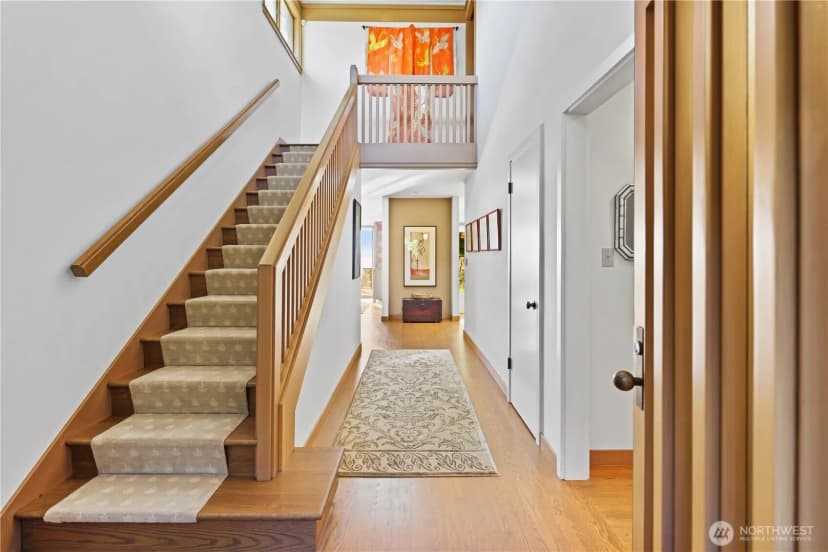 Property photo for 2171 Sunset Avenue Sw, Seattle photo 9