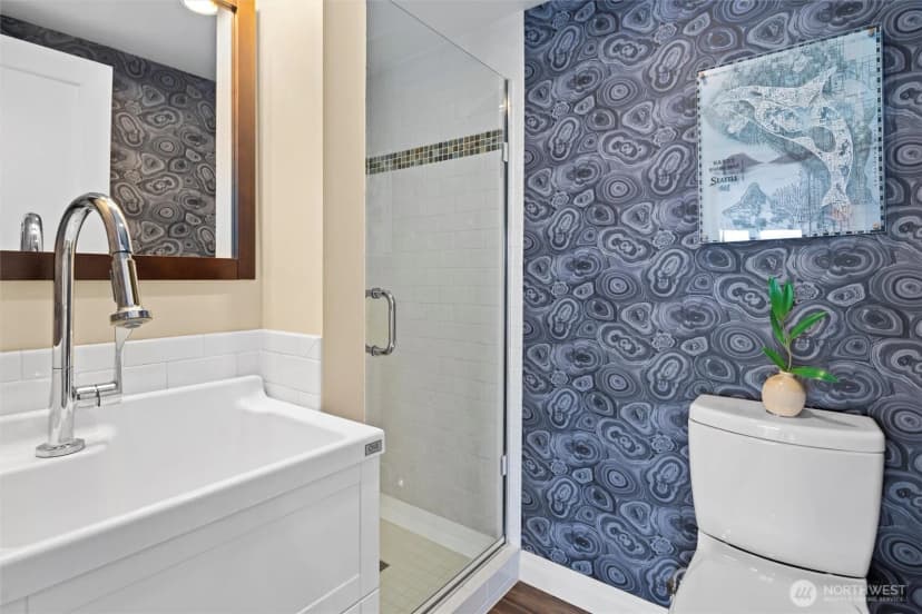 Property photo for 14080 Riviera Place Ne, Seattle photo 29