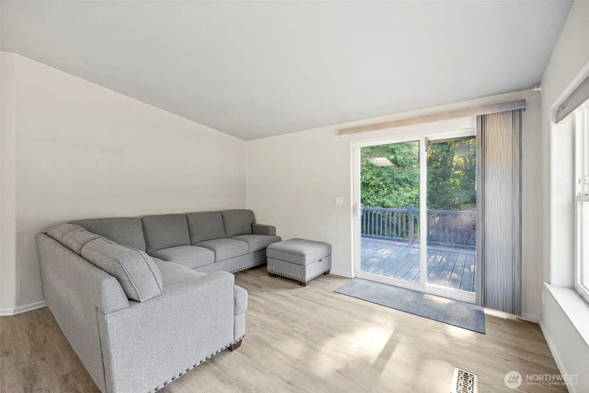 Property photo for 11905 Triviere Trail Se, Port Orchard photo 16