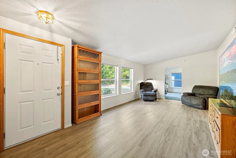 Property photo for 11905 Triviere Trail Se, Port Orchard photo 5